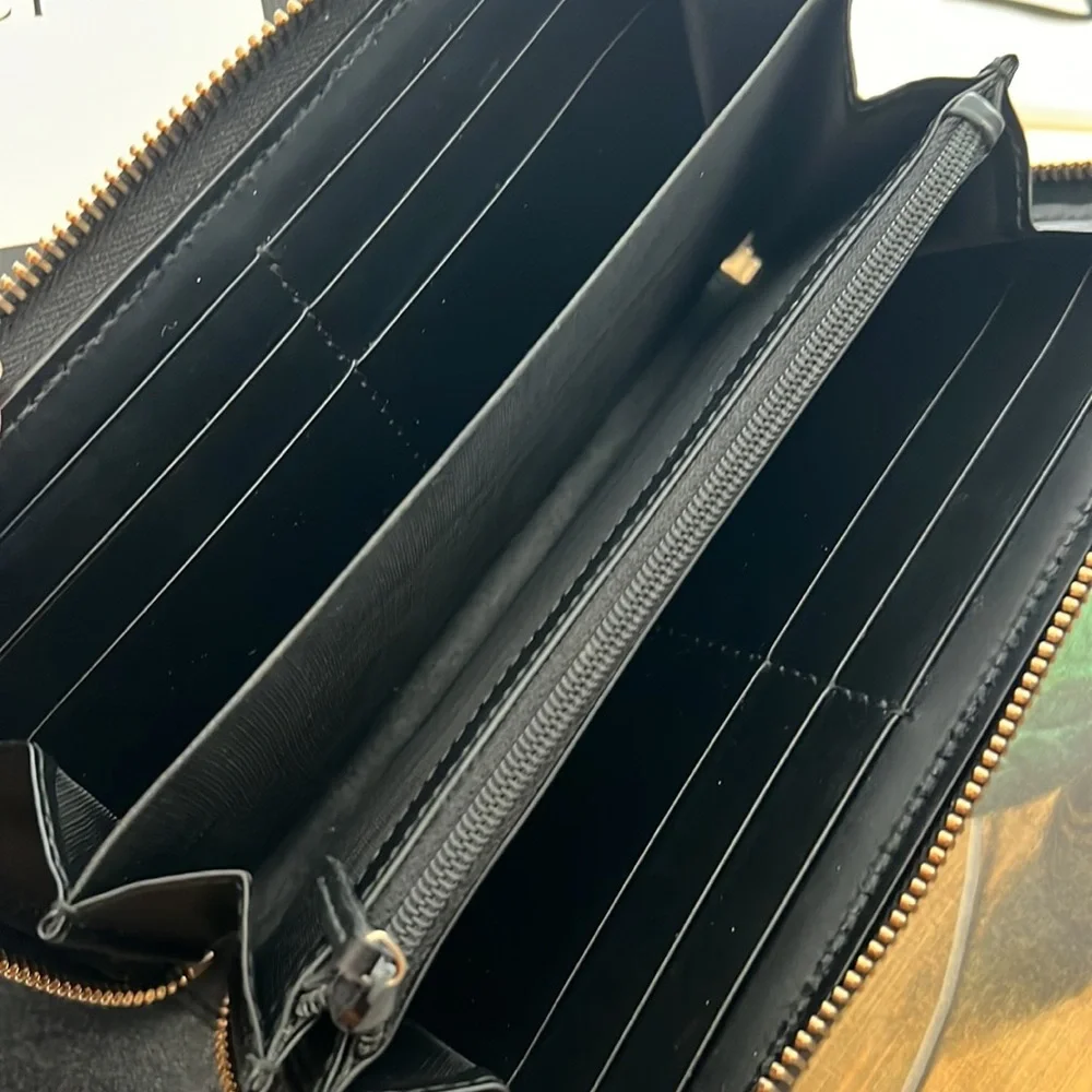 🖤🖤Gucci GG Guccissima Bow Zip Wallet - Picture 7 of 17